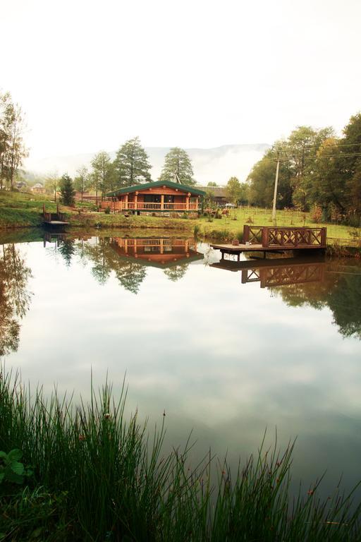 Vila Eco House Butinar Kosmach Exteriér fotografie